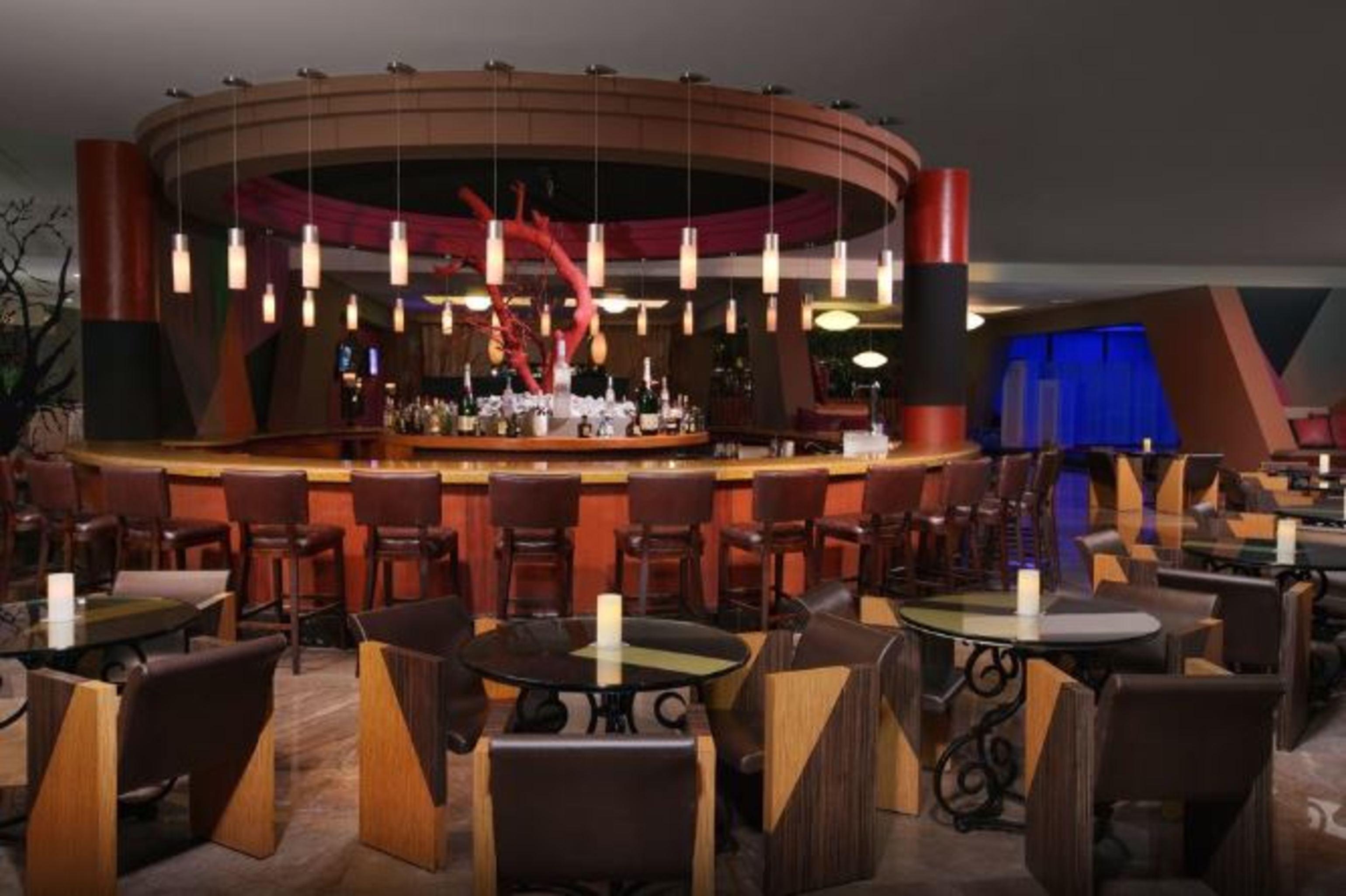 The Pyramid Cancun By Oasis Exterior photo The bar at the Mirage